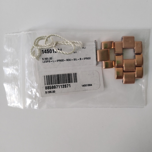 Coach women rose gold watch - Picture 7 of 8